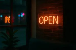 העין לא משקרת: איך שלטי ניאון מגדילים את זמן החשיפה